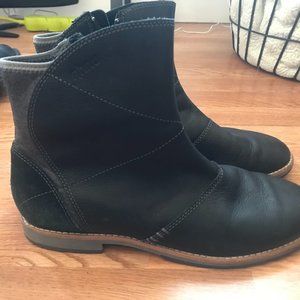 Ahnu short black boots